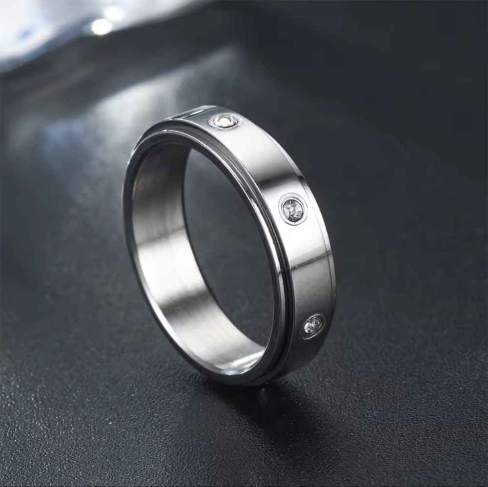 Stainless Steel Elegant Silver Band Ring with Crystal Accents Man And Woman